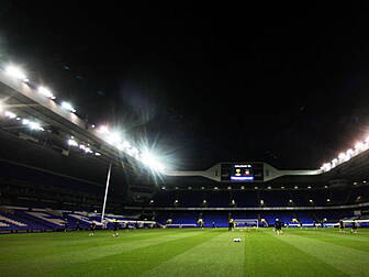 Spurs narrowly edge Blades at...